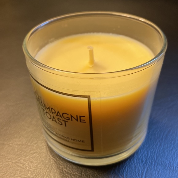🆕 🥂 CHAMPAGNE TOAST - Candle & 6 Wallflowers Bundle Bath & Body Works Refills - Picture 14 of 15